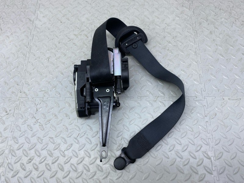 Ремень безопасности передний левый Taycan 2021 9J1 EBFA