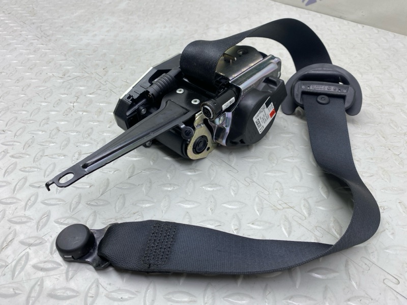 Ремень безопасности передний левый Taycan 2021 9J1 EBFA