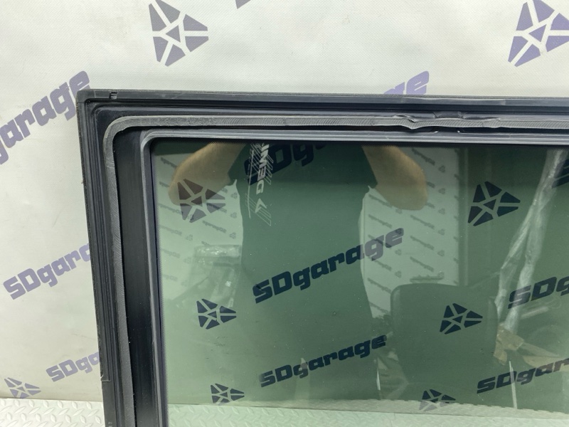 Стекло панорамной крыши GLS 6.3 S AMG 2018 X166 157982