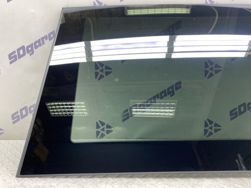 Стекло панорамной крыши GLS 6.3 S AMG 2018 X166 157982