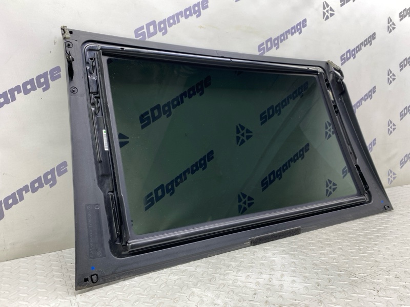 Стекло панорамной крыши GLS 6.3 S AMG 2018 X166 157982