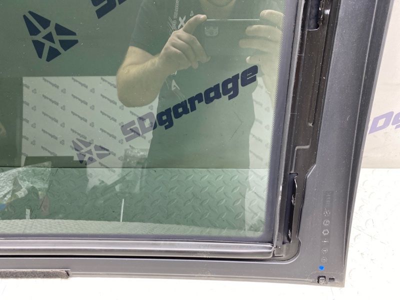 Стекло панорамной крыши GLS 6.3 S AMG 2018 X166 157982