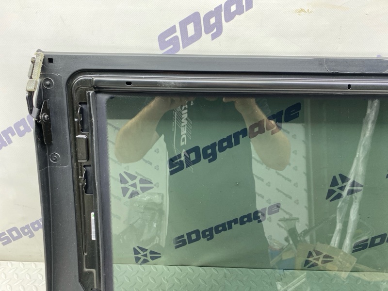 Стекло панорамной крыши GLS 6.3 S AMG 2018 X166 157982