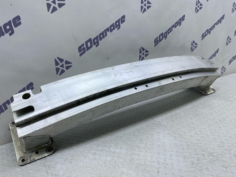 Усилитель бампера задний Taycan 2021 9J1 EBFA