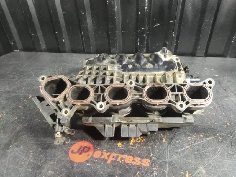 Впускной коллектор Honda Civic седан FD1 R18A1