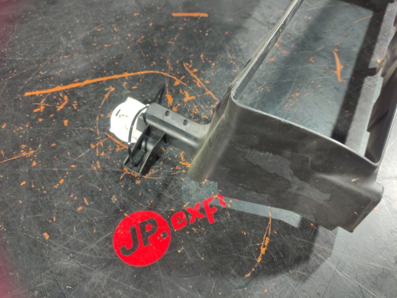 Воздуховод радиатора V50 I