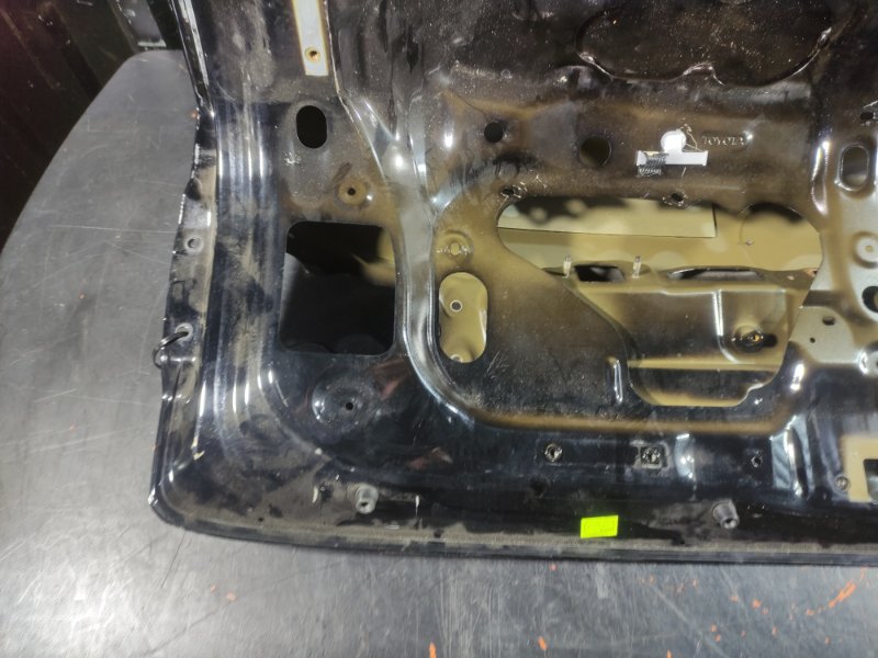 Крышка багажника IS 250