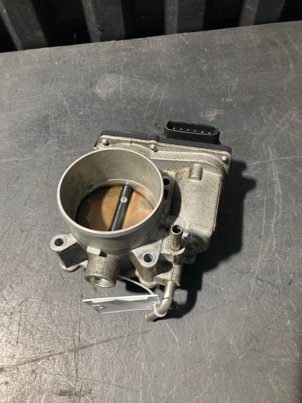 Дроссельная заслонка LEXUS IS250 4GR