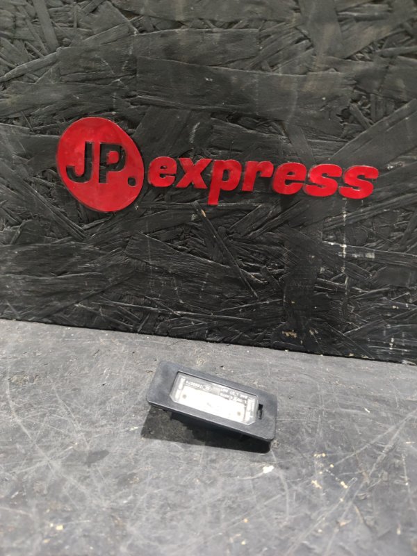 Плафон подсветки номера 3 2008 E92 N54B30