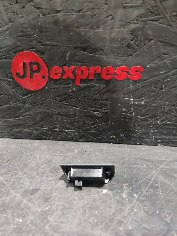 Плафон подсветки номера 3 2008 E92 N54B30