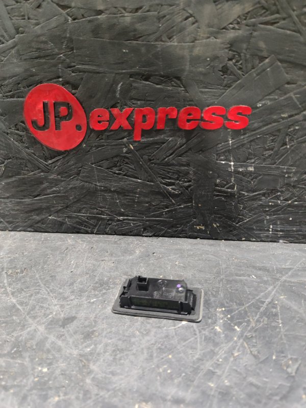 Плафон подсветки номера 3 2008 E92 N54B30