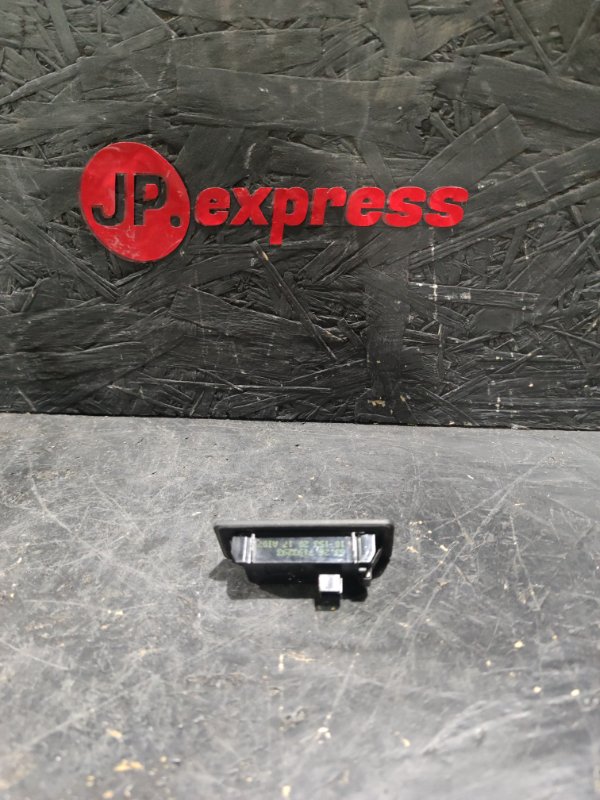 Плафон подсветки номера 5 2012 F10 N52B30