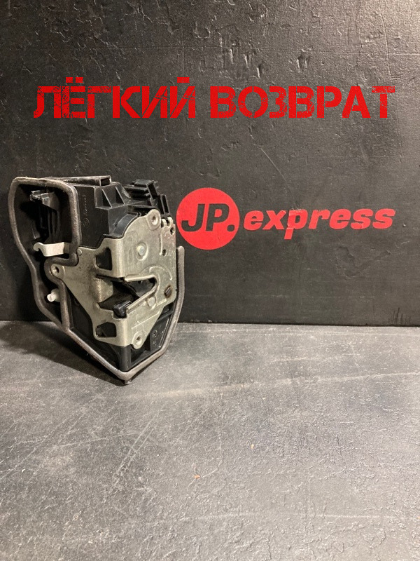 Замок двери левый BMW 6 2006 E63 N52B30 51217202145 контрактная