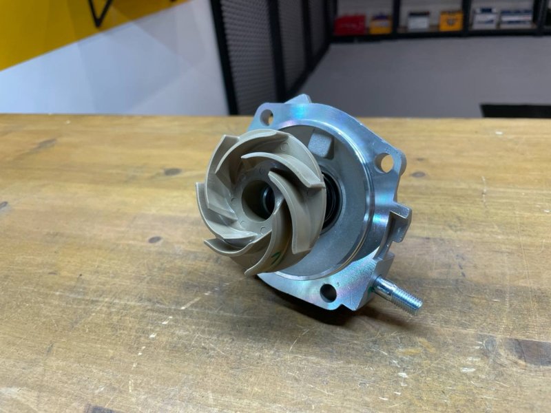 Насос водяной (помпа) Лада 2101-2107 Насос водяной (помпа) Лада 2101-2107