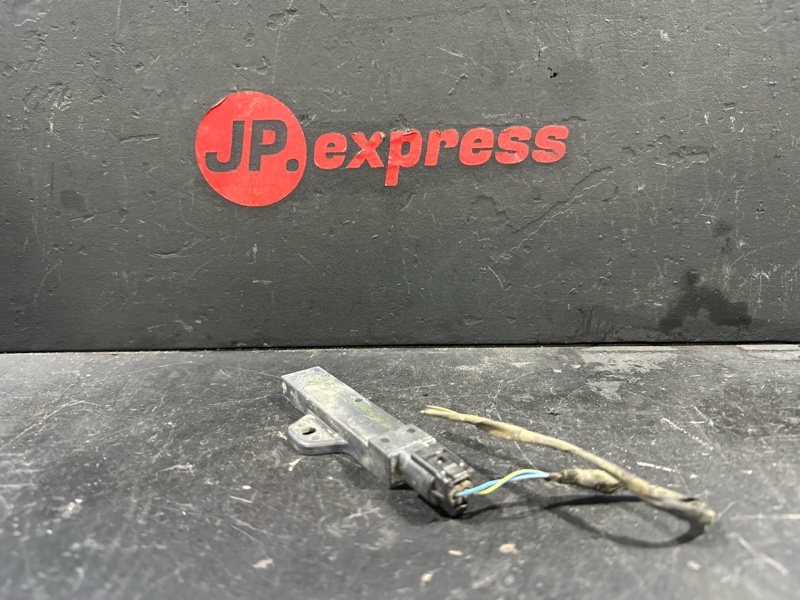 Антенна Passive Access 6 2013 F06 N55B30