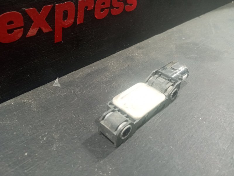 Датчик удара Cayenne 955