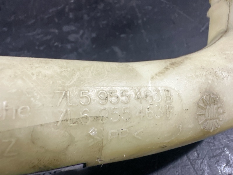 Горловина бочка омывателя Cayenne 955