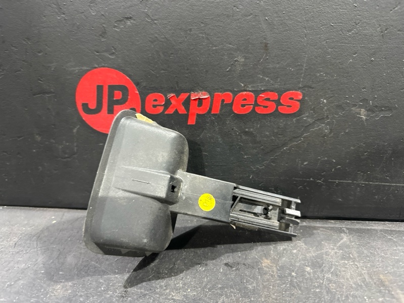 Рычаг стояночного тормоза Porsche Cayenne 955