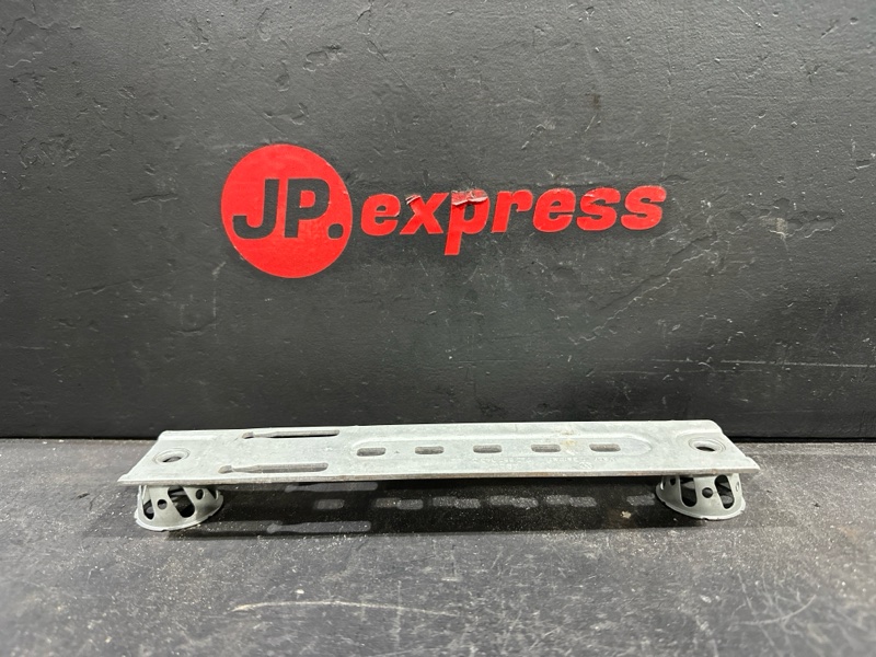 Кронштейн Porsche Cayenne 955 Кронштейн Porsche Cayenne 955