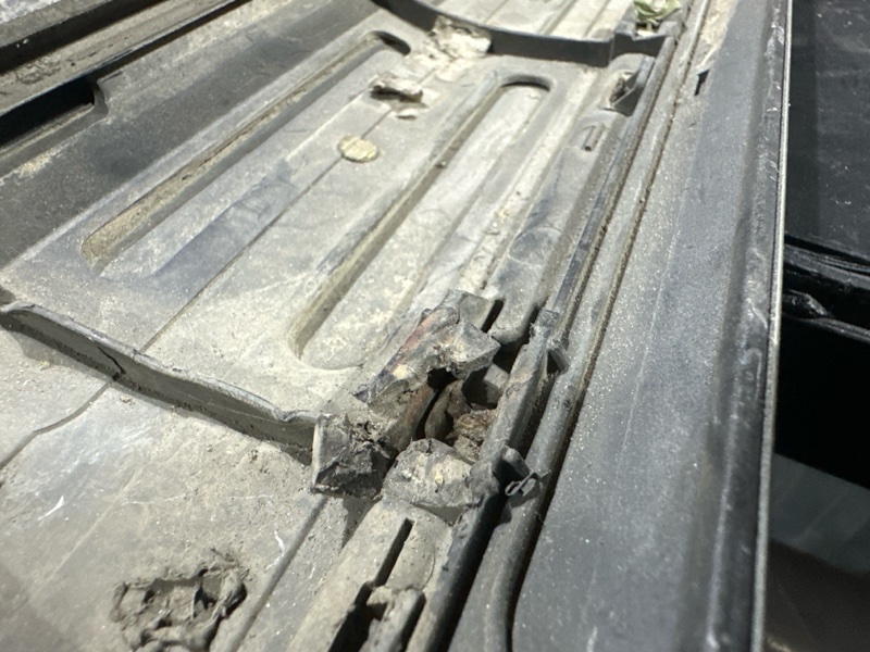 Накладка двери задняя левая Cayenne 955