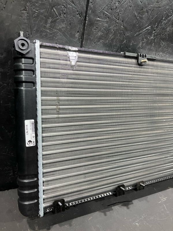Радиатор охлаждения двигателя LADA KALINA