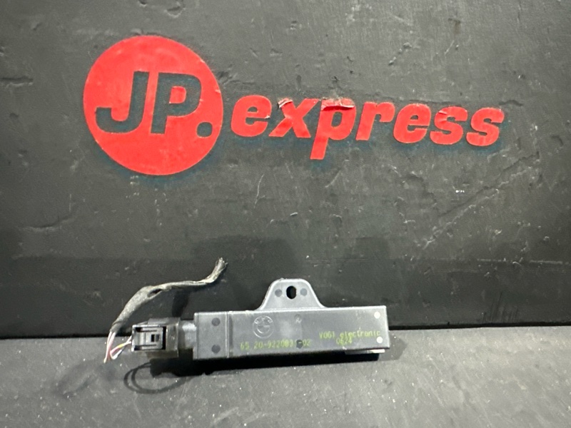 Запчасть антенна passive access BMW 5 2012 F10 N20B20B 65209220831 контрактная Антенна Passive Access BMW 5 2012 F10 N20B20B 65209220831 контрактная