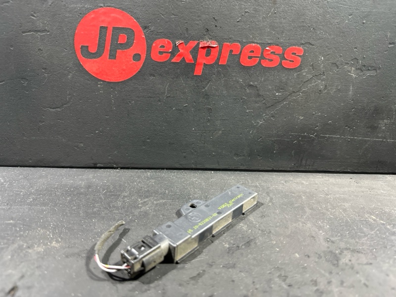 Антенна Passive Access 5 2010 F10 N52B25AF