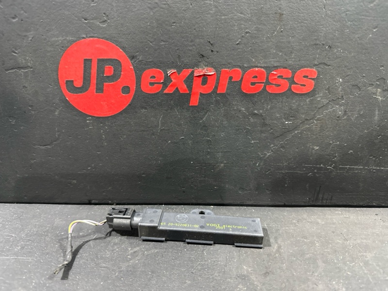 Антенна Passive Access 5 2010 F11 N52B25AF Антенна Passive Access 5 2010 F11 N52B25AF