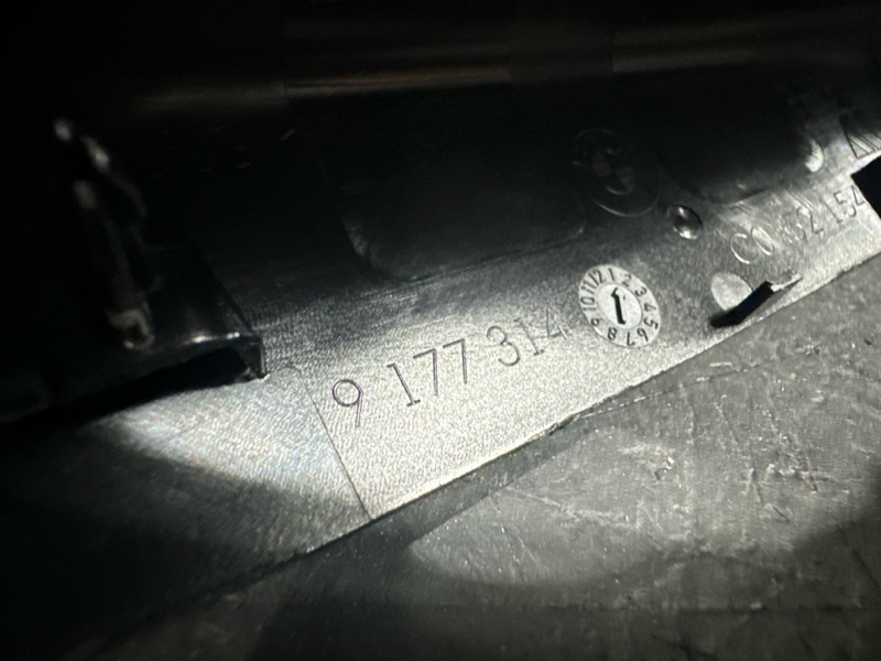 Накладка зеркала внутренняя 5 2010 F10 N52B25AF