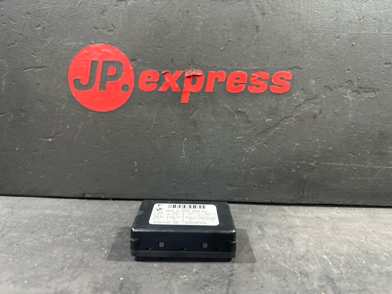 Датчик дождя X1 2010 E84 N52B30AE Датчик дождя X1 2010 E84 N52B30AE