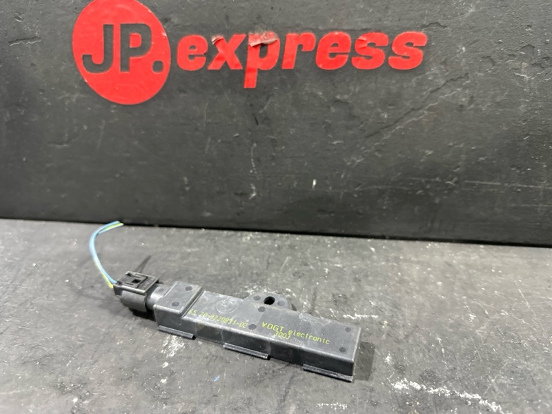 Антенна Passive Access 5 2010 F11 N52B25AF