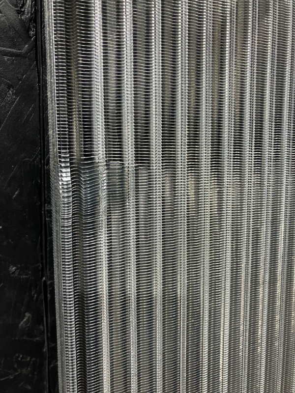 Радиатор охлаждения двигателя LARGUS