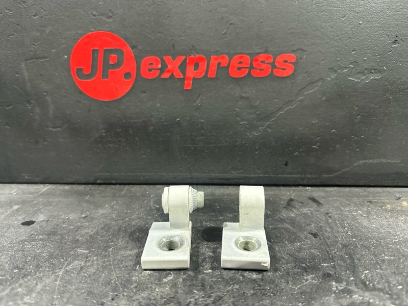 Петли двери передние левые BMW 3 2013 F30 N20B20B 41517284535 контрактная