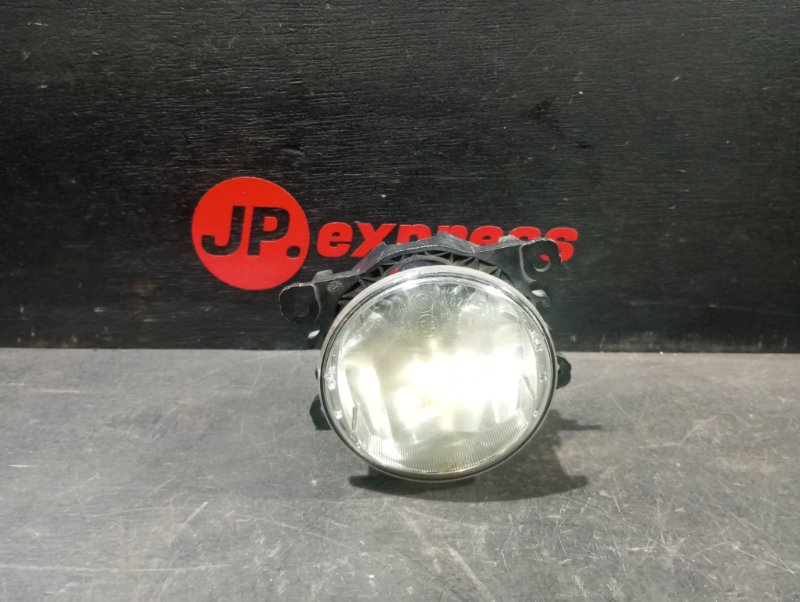 Противотуманная фара RENAULT Logan 261500097R контрактная