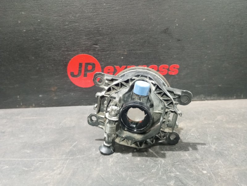 Противотуманная фара Logan