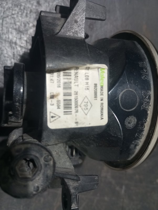 Противотуманная фара Logan