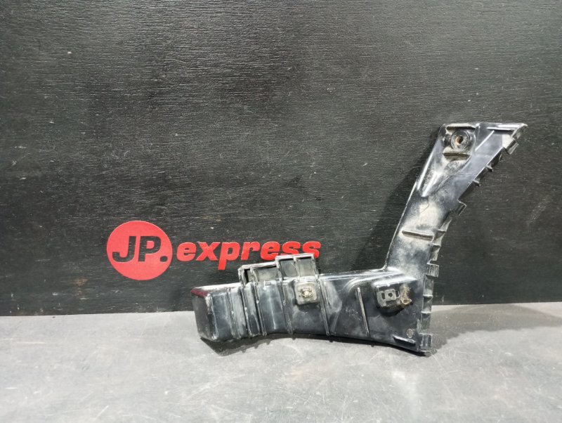 Кронштейн бампера задний правый Suzuki SX4 7182179J00 контрактная