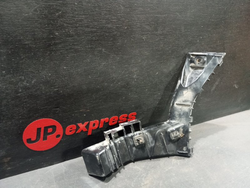 Кронштейн бампера задний правый SX4