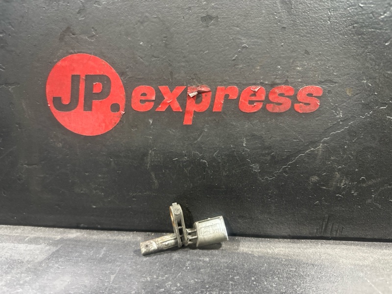 Датчик ABS передний Audi Q7 4LB BAR