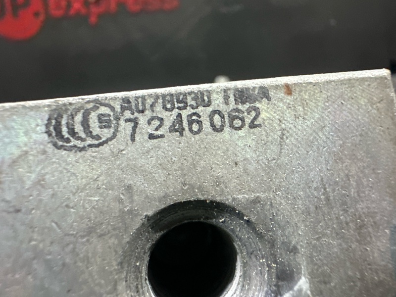 Петля двери задняя правая 3 2013 F30 N20B20B
