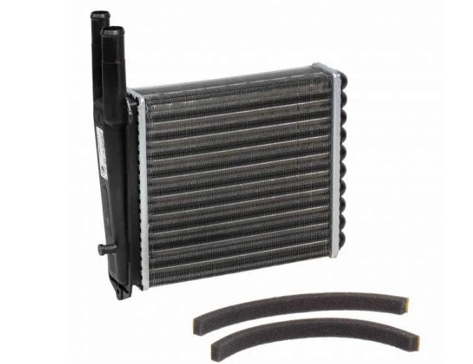 Радиатор Lada Priora/2110-2112 LRH0111 новая