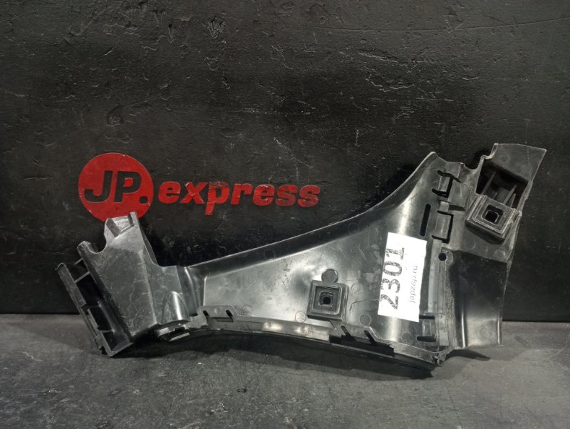 Кронштейн бампера задний правый VOLVO C30 31265679 контрактная