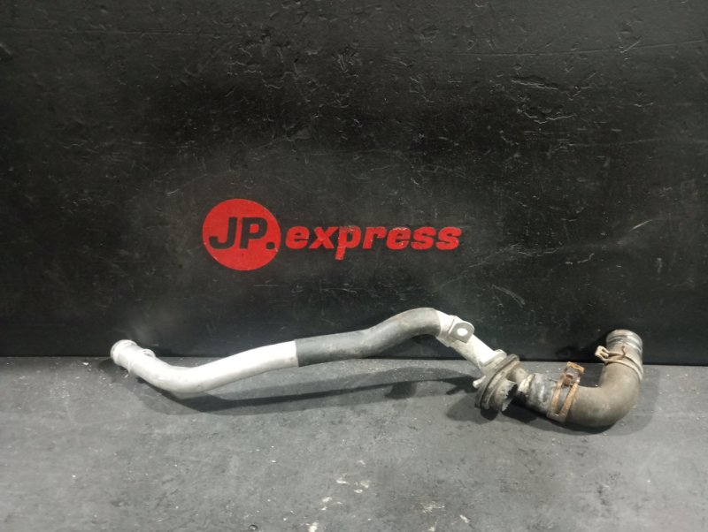 Трубка системы охлаждения Porsche Cayenne 958 7P0819857C контрактная