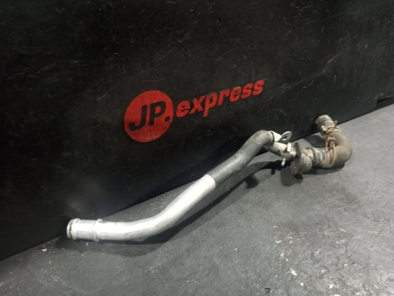 Трубка системы охлаждения Cayenne 958