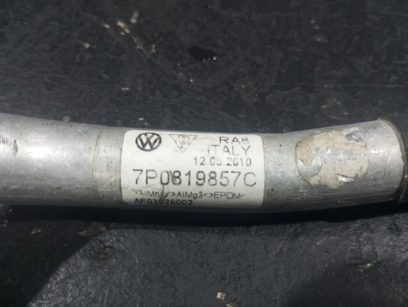 Трубка системы охлаждения Cayenne 958