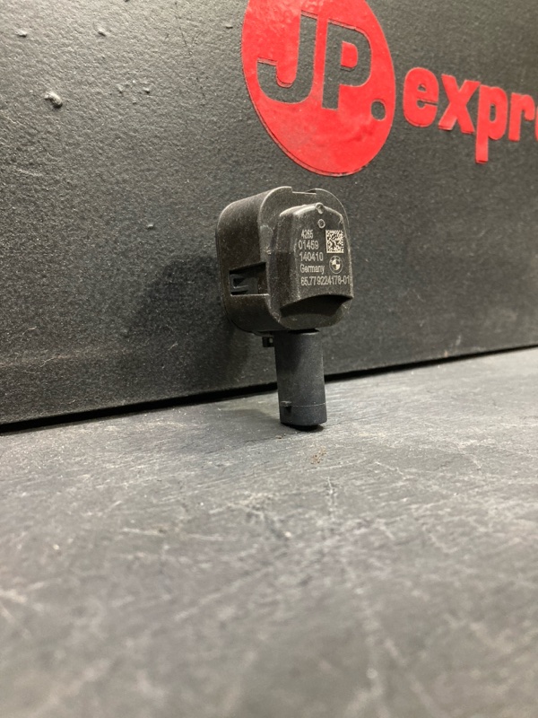 Датчик AIR BAG двери BMW 5-Series F10 B47D20 Датчик AIR BAG двери BMW 5-Series F10 B47D20