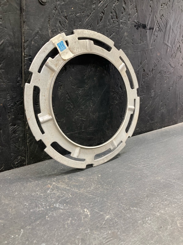 Стопорное кольцо топливного насоса 1-Series 2012 F20 B32