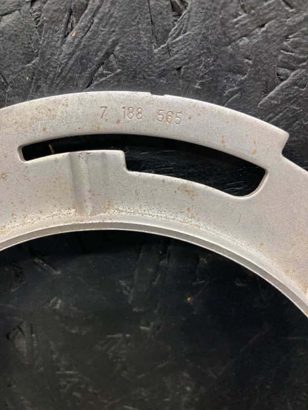 Стопорное кольцо топливного насоса 1-Series 2012 F20 B32