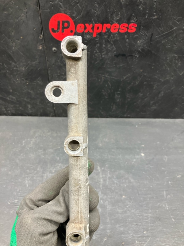 Топливная рейка 626 GE 1.8