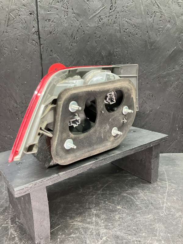 Фонарь задний правый Accord 11-13 8 Фонарь задний правый Accord 11-13 8